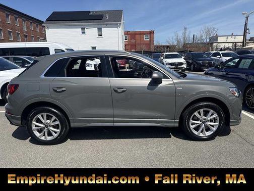 2024 Audi Q3 Premium 45 TFSI S line quattro Tiptronic