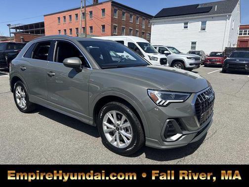 2024 Audi Q3 Premium 45 TFSI S line quattro Tiptronic