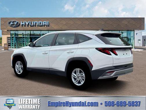 Serenity White Pearl 2026 Hyundai TUCSON SE