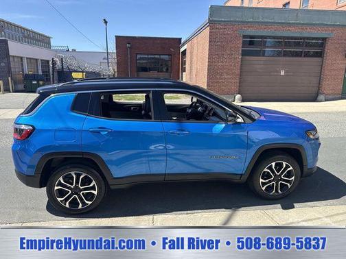 Laser Blue Pearlcoat 2022 Jeep Compass Limited