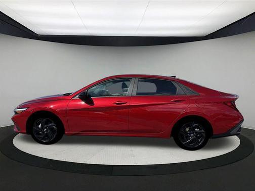 2026 Hyundai ELANTRA Sport