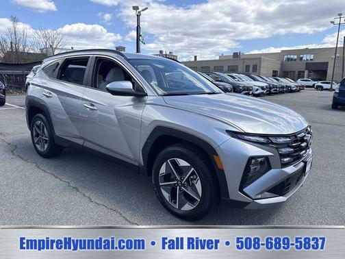 Shimmering Silver 2025 Hyundai TUCSON SEL