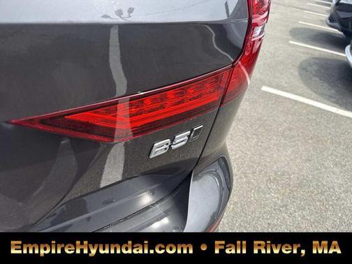 2025 Volvo V60 Cross Country Plus, B5 AWD Gas (mild hybrid)