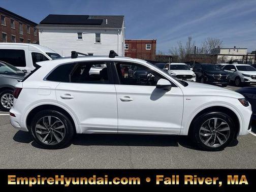2024 Audi Q5 45 S line Premium Plus