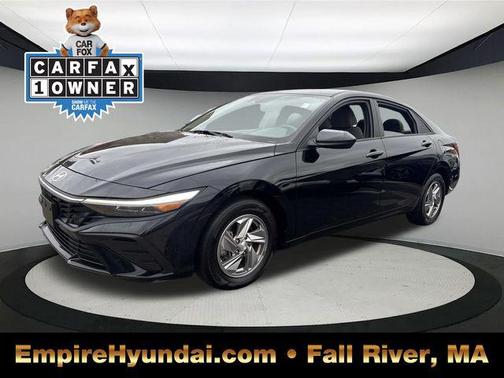 2024 Hyundai ELANTRA SE