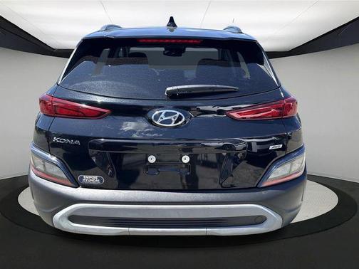 Abyss Black Pearl 2023 Hyundai KONA SEL