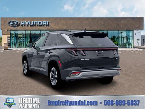 Phantom Black 2026 Hyundai TUCSON SEL Premium