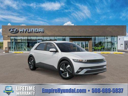 Atlas White 2026 Hyundai IONIQ 5 SE