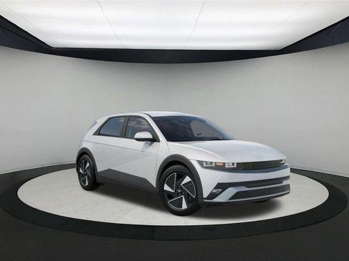 2026 Hyundai IONIQ 5 SE