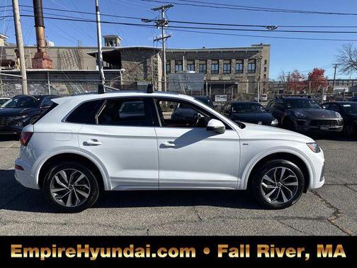 2023 Audi Q5 45 S line Premium Plus