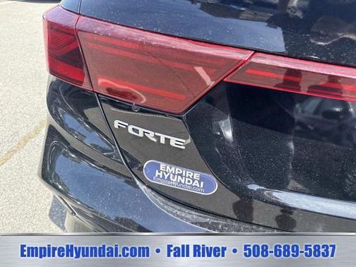 Aurora Black 2023 Kia Forte LXS