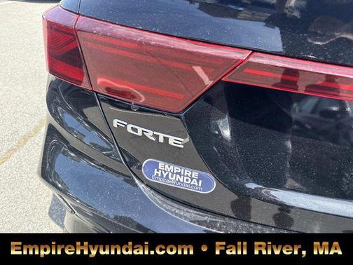 Aurora Black 2023 Kia Forte LXS