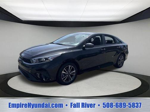 Aurora Black 2023 Kia Forte LXS