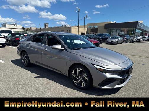 2025 Hyundai ELANTRA SEL