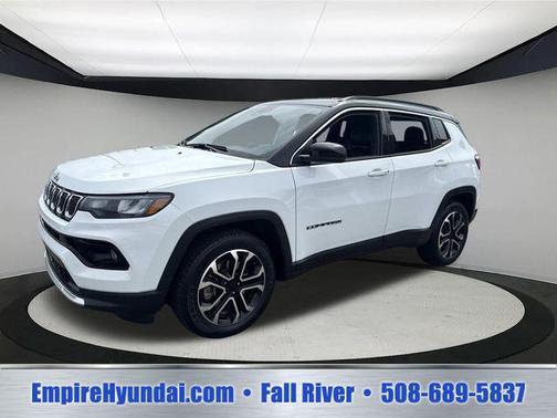 Bright White Clearcoat 2024 Jeep Compass Limited
