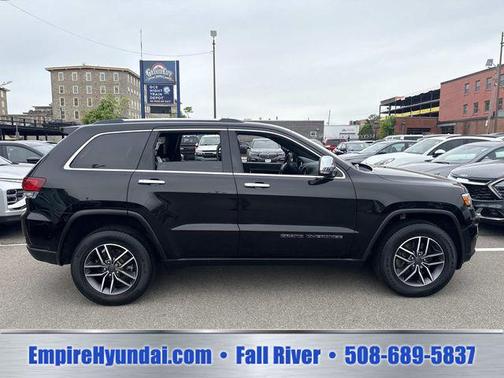Diamond Black Crystal Pearlcoat 2021 Jeep Grand Cherokee Limited