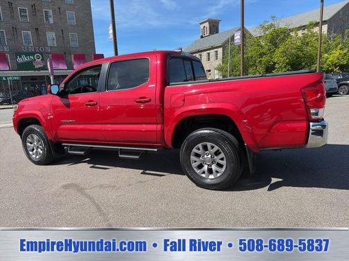 Barcelona Red Metallic 2016 Toyota Tacoma SR5