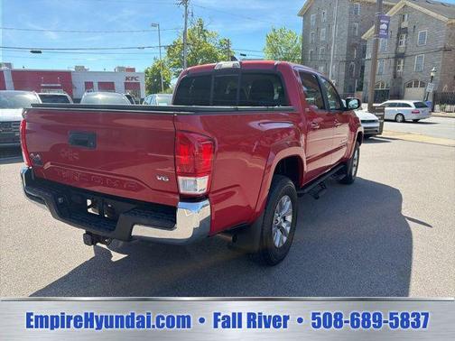 Barcelona Red Metallic 2016 Toyota Tacoma SR5