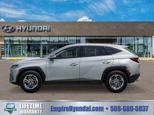Shimmering Silver 2026 Hyundai TUCSON SE