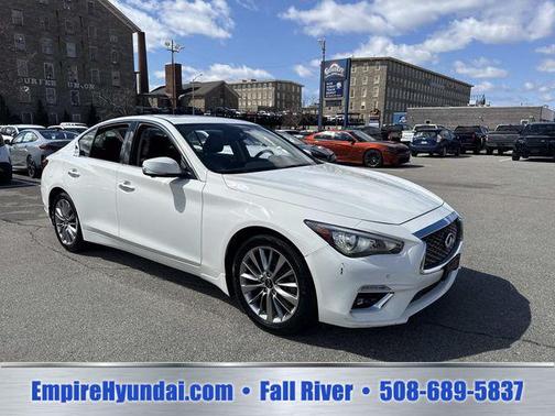 Pure White 2023 INFINITI Q50 3.0t LUXE