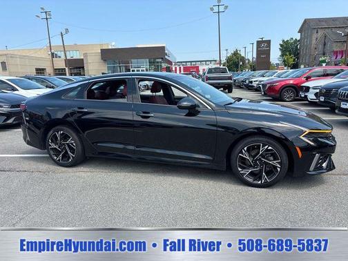 Aurora Black Pearl 2025 Kia K5 GT-Line