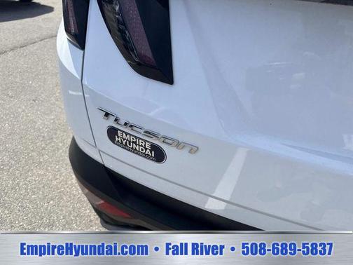 White Pearl 2024 Hyundai TUCSON Limited