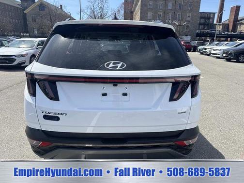 White Pearl 2024 Hyundai TUCSON Limited