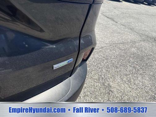 Magnetic 2020 Ford Escape SE