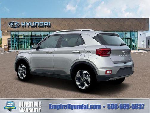 Shimmering Silver 2026 Hyundai VENUE SEL