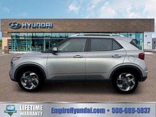 Shimmering Silver 2026 Hyundai VENUE SEL