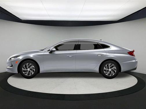 2023 Hyundai SONATA Hybrid Base