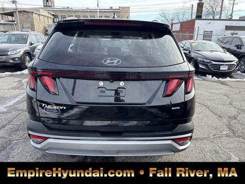 2025 Hyundai TUCSON SEL