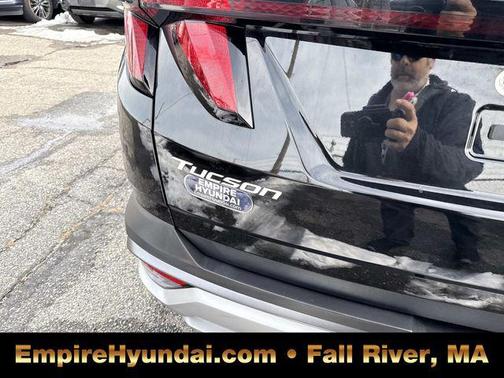 2025 Hyundai TUCSON SEL