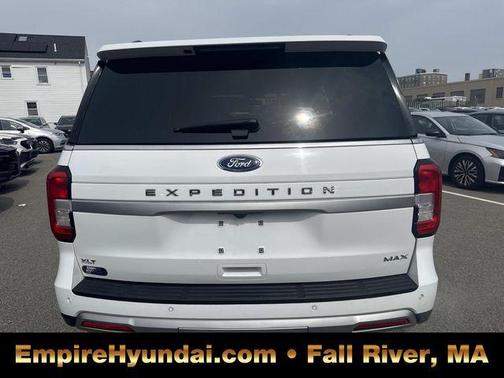 Oxford White 2024 Ford Expedition Max XLT