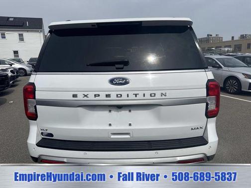 Oxford White 2024 Ford Expedition Max XLT