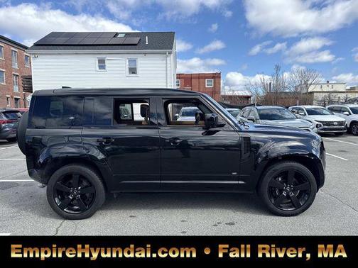 Santorini Black Metallic 2024 Land Rover Defender 110 V8