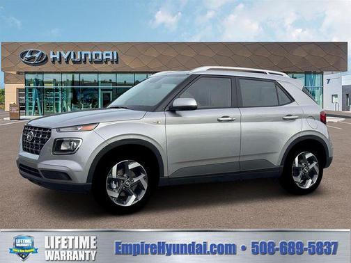 Shimmering Silver 2026 Hyundai VENUE SEL