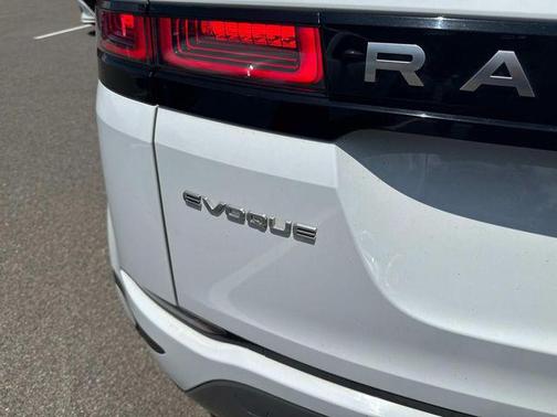 2022 Land Rover Range Rover Evoque SE