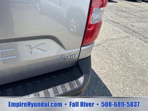 Iconic Silver Metallic 2023 Ford Maverick Lariat