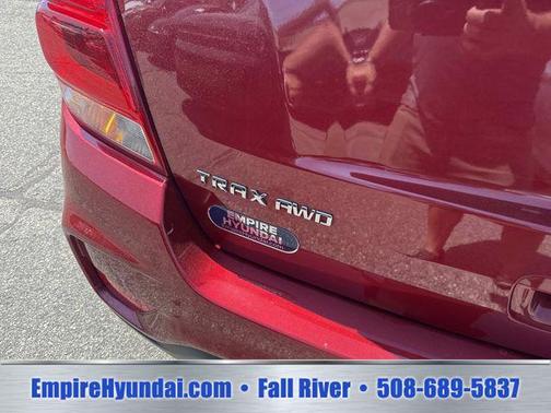 Cajun Red Tintcoat 2019 Chevrolet Trax LT