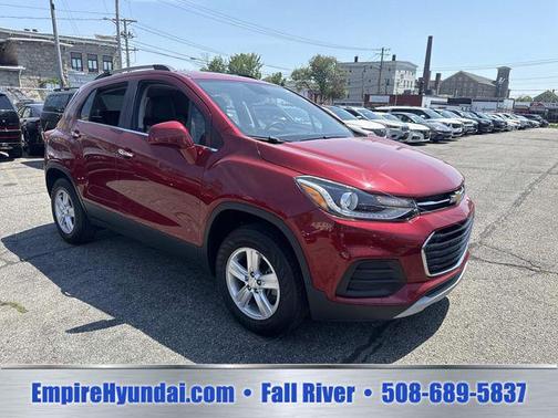 Cajun Red Tintcoat 2019 Chevrolet Trax LT