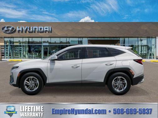 Serenity White Pearl 2026 Hyundai TUCSON SE