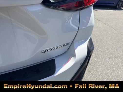 Crystal White Pearl 2024 Subaru Crosstrek Limited