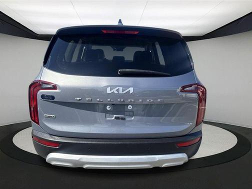 2022 Kia Telluride LX