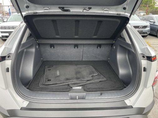 Cyber Gray Metallic 2024 Hyundai KONA SEL