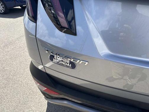 Shimmering Silver 2024 Hyundai TUCSON Limited
