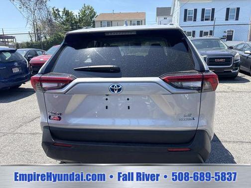 Silver Sky Metallic 2023 Toyota RAV4 Hybrid LE