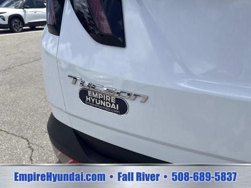 White Pearl 2024 Hyundai TUCSON Limited