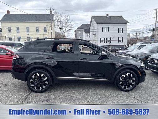 Ebony Black 2023 Kia Sportage X-Line