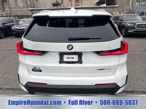Alpine White 2023 BMW X1 xDrive28i